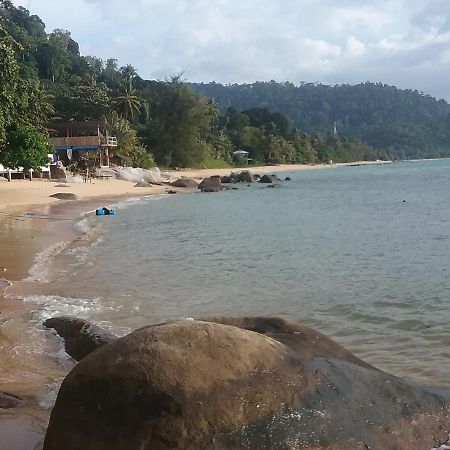 Hôtel Bungkil Place à Île Tioman Extérieur photo