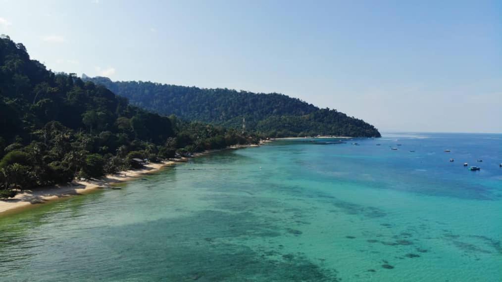 Hôtel Bungkil Place à Île Tioman Extérieur photo