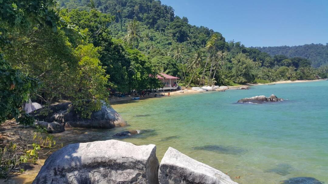 Hôtel Bungkil Place à Île Tioman Extérieur photo