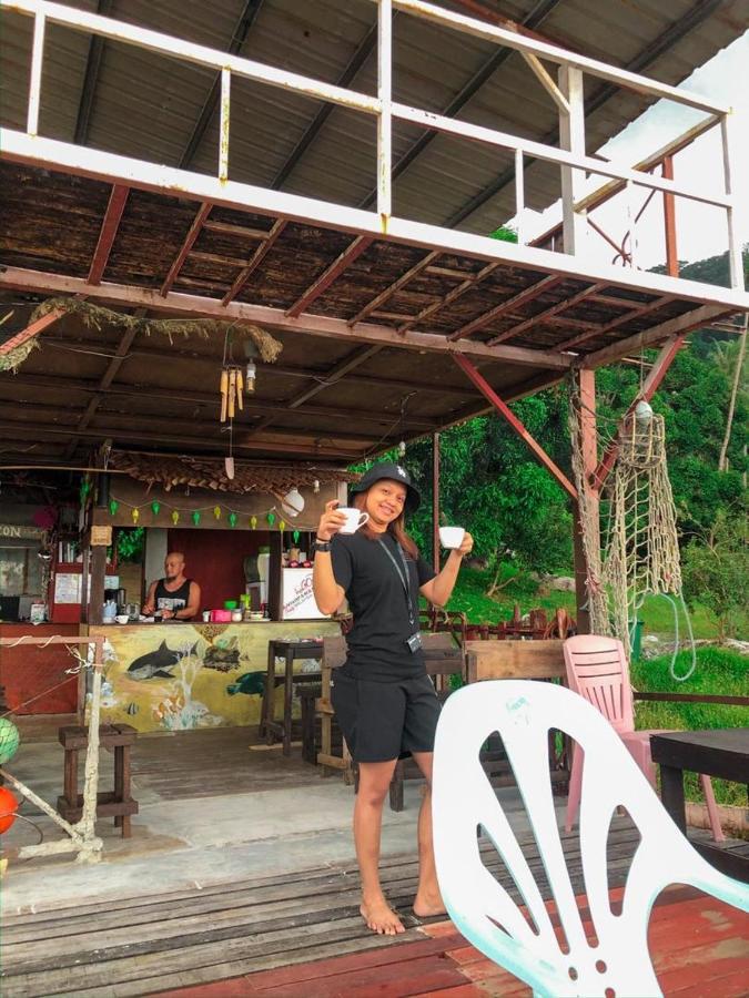 Hôtel Bungkil Place à Île Tioman Extérieur photo