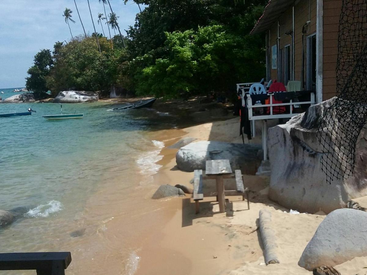 Hôtel Bungkil Place à Île Tioman Extérieur photo